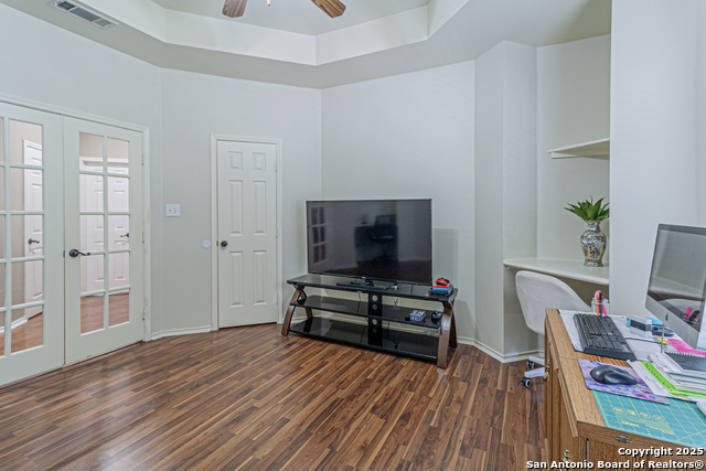 Image 30 of 96 For 323 Shannon Ridge Dr.