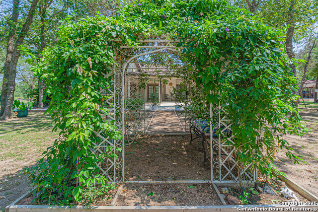 Image 72 of 96 For 323 Shannon Ridge Dr.