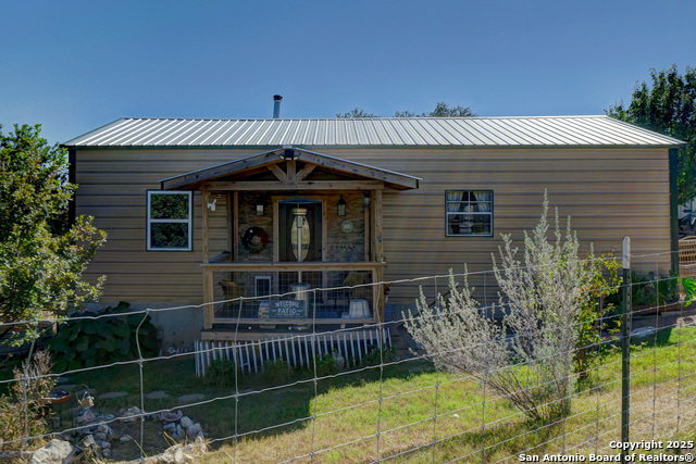 Listing photo id 2 for 125 Valencia