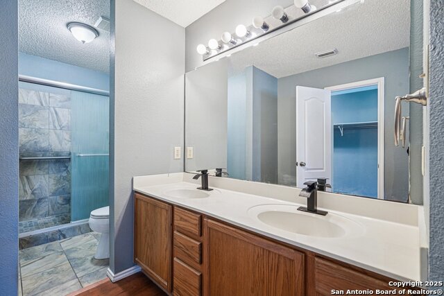 Image 18 of 39 For 307 Clover Creek