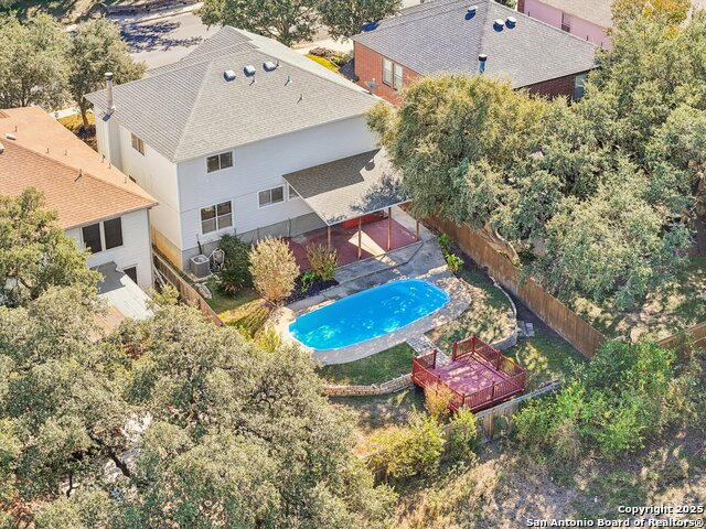 Image 35 of 39 For 307 Clover Creek