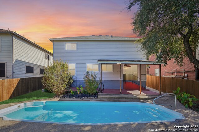 Image 38 of 39 For 307 Clover Creek