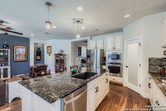 Image 11 of 28 For 28014 Amalfi