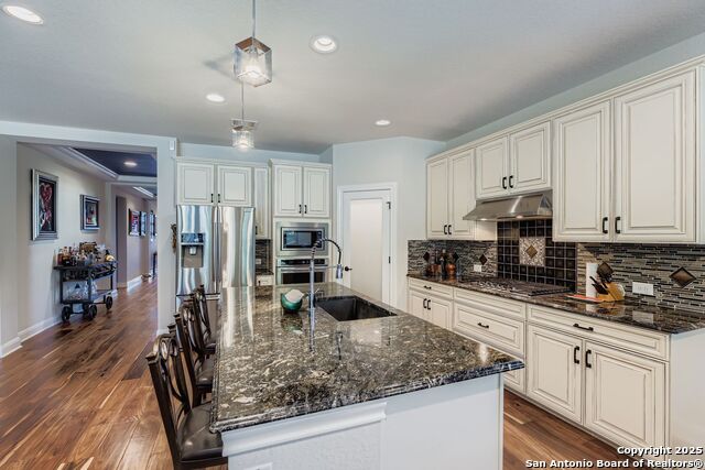 Image 12 of 28 For 28014 Amalfi