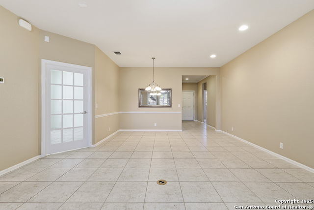 Image 14 of 44 For 4550 Jarrell