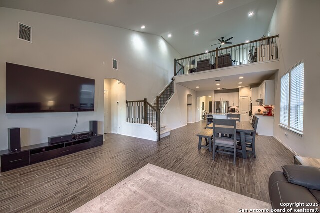 Image 11 of 29 For 27210 Volcano