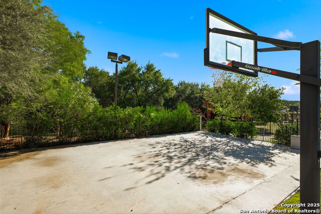 Image 40 of 61 For 19727 Folonari