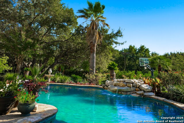 Image 57 of 61 For 19727 Folonari