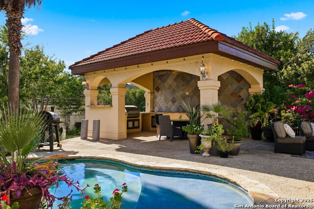 Image 6 of 61 For 19727 Folonari