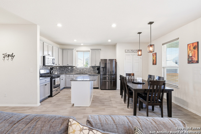 Image 6 of 30 For 7707 Pecos Ridge