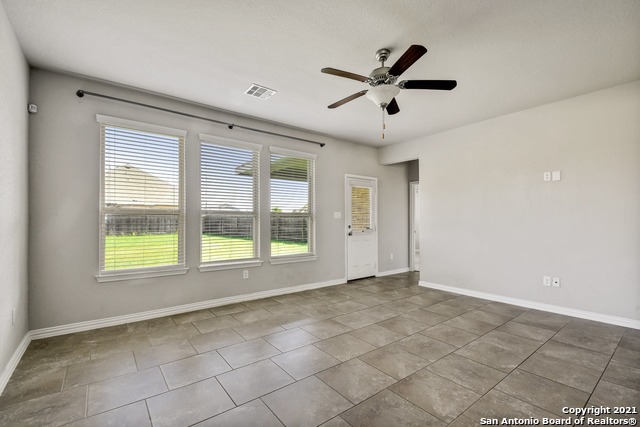 Image 12 of 27 For 7820 Belmont Valley