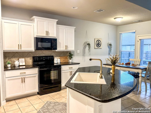 Image 6 of 22 For 477 Centinela