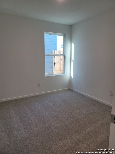 Image 14 of 23 For 13808 Chital Chase