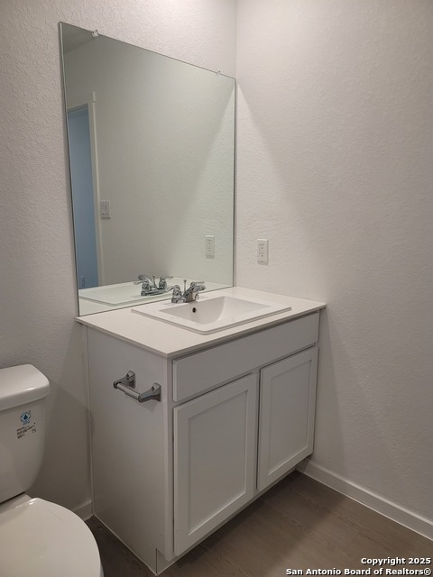 Image 18 of 23 For 13808 Chital Chase