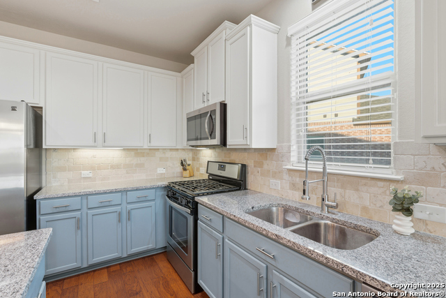 Image 7 of 16 For 8526 Meri Leap