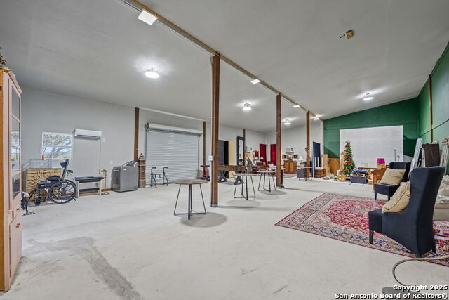 Listing photo id 32 for 6510 Cheyenne