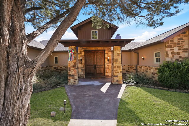 Listing photo id 2 for 6510 Cheyenne