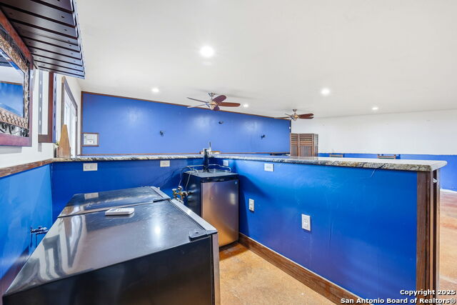 Listing photo id 38 for 6510 Cheyenne