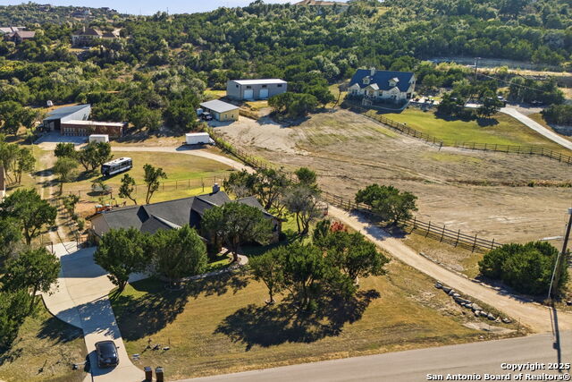 Listing photo id 39 for 6510 Cheyenne