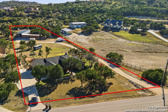 Listing photo id 42 for 6510 Cheyenne