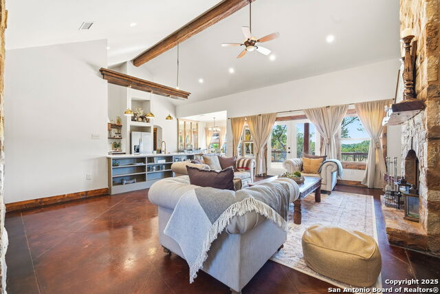 Listing photo id 4 for 6510 Cheyenne