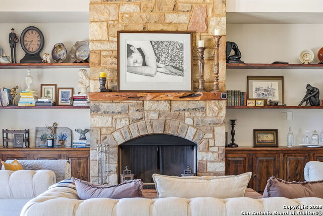 Listing photo id 6 for 6510 Cheyenne