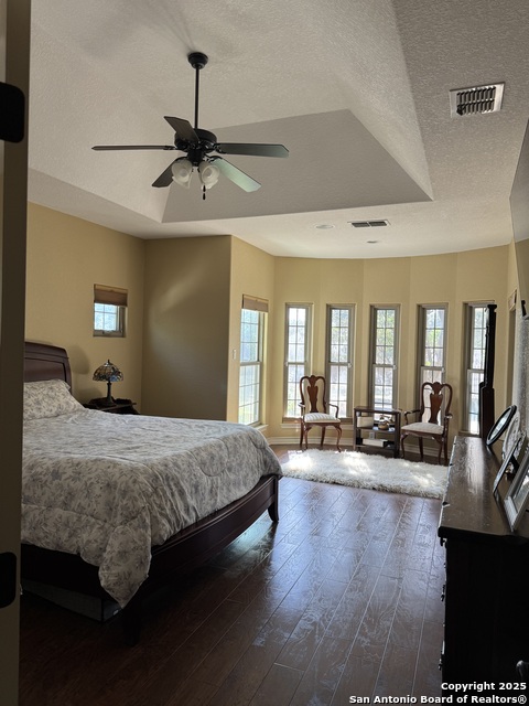 Image 13 of 38 For 8532 Verano