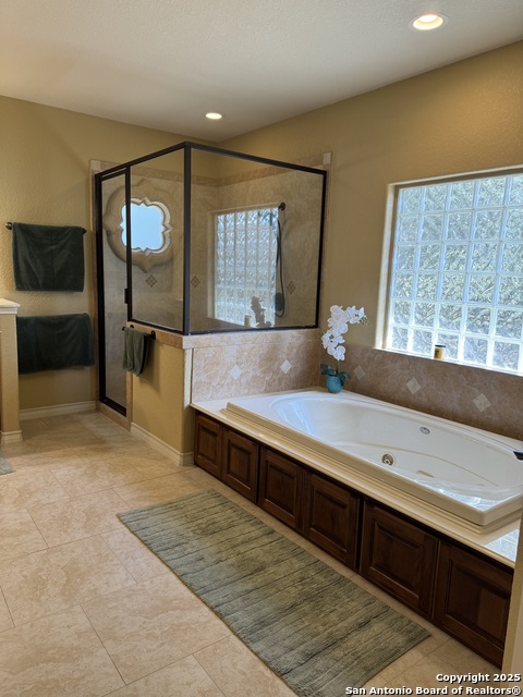 Image 16 of 38 For 8532 Verano