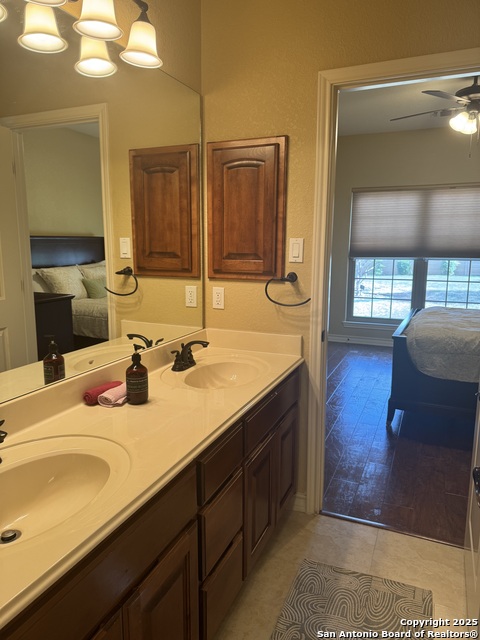 Image 21 of 38 For 8532 Verano