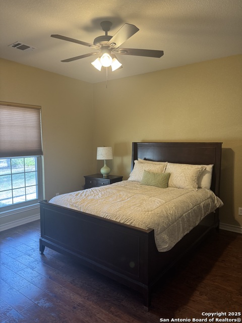 Image 22 of 38 For 8532 Verano