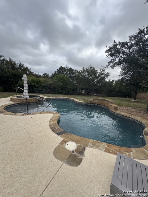 Image 31 of 38 For 8532 Verano