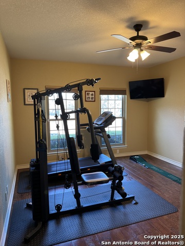 Image 33 of 38 For 8532 Verano