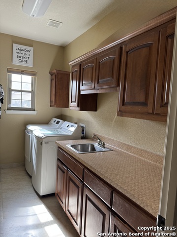 Image 35 of 38 For 8532 Verano