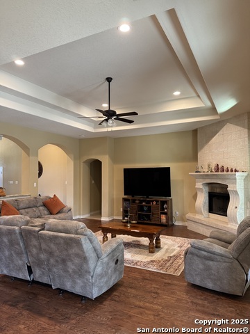 Image 6 of 38 For 8532 Verano