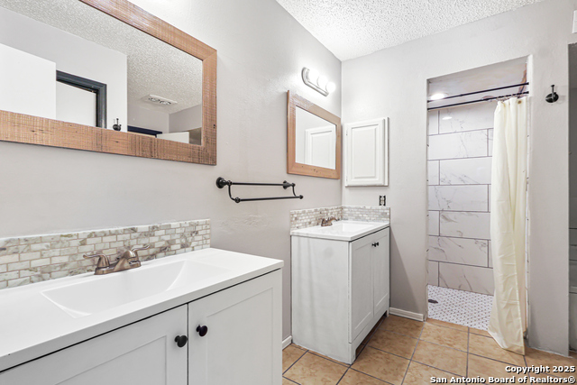 Image 10 of 18 For 2533 Montebello