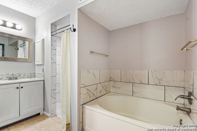 Image 11 of 18 For 2533 Montebello