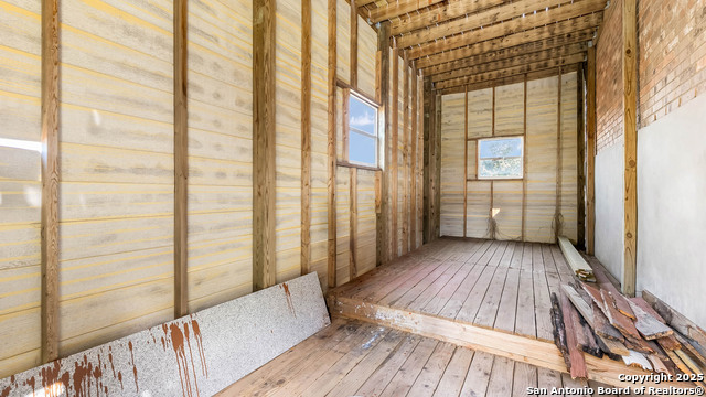 Image 22 of 37 For 24514 Bliss Canyon