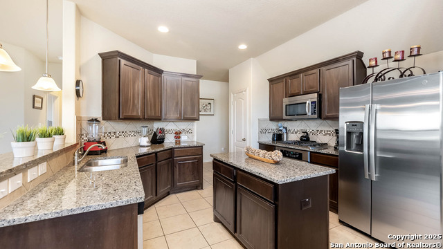 Image 5 of 37 For 24514 Bliss Canyon