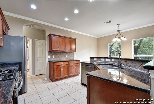 Image 8 of 34 For 638 Horn Run