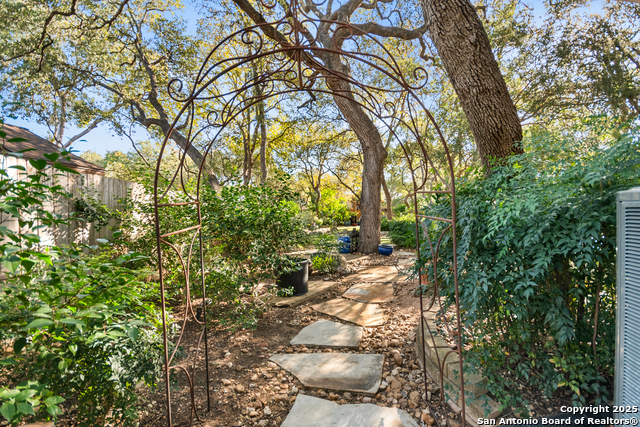 Listing photo id 41 for 13306 Vista Arroyo