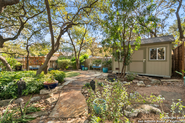 Listing photo id 42 for 13306 Vista Arroyo