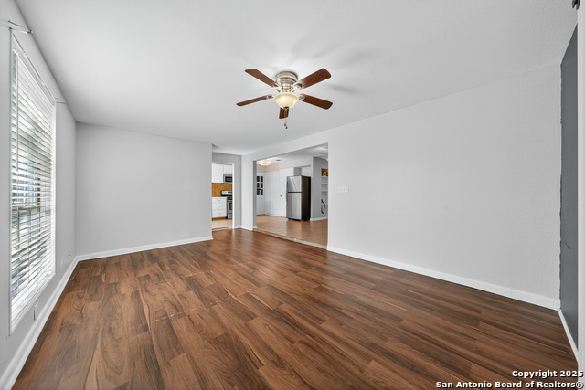 Image 12 of 34 For 189 National Blvd