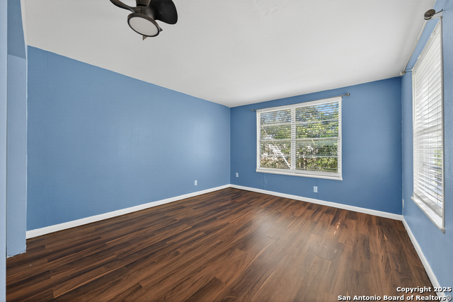 Image 14 of 34 For 189 National Blvd