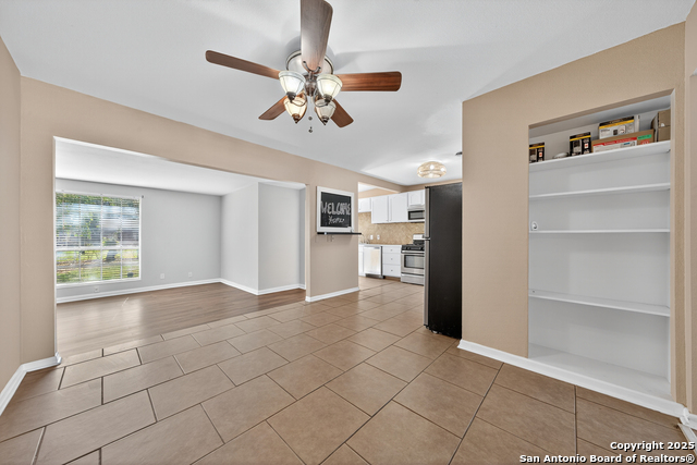 Image 20 of 34 For 189 National Blvd