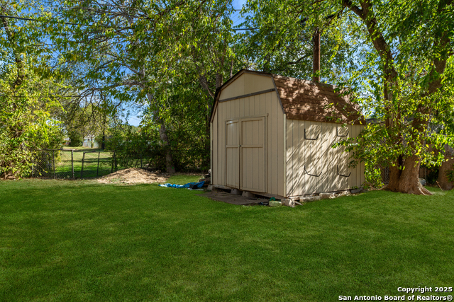 Image 33 of 34 For 189 National Blvd