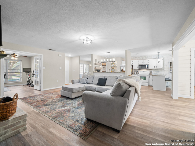 Image 13 of 31 For 3620 Chestnut