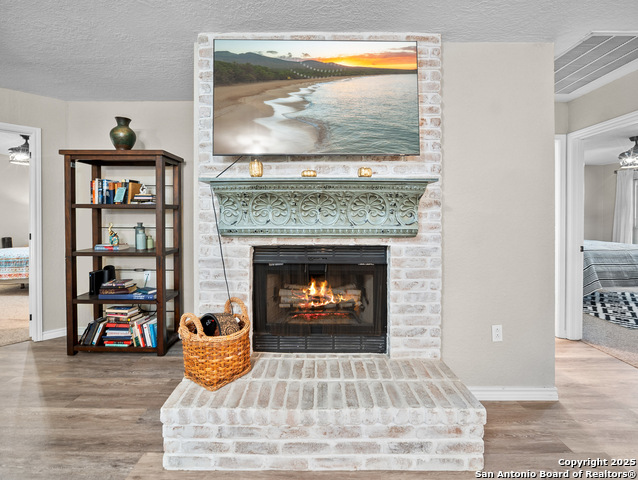 Image 14 of 31 For 3620 Chestnut