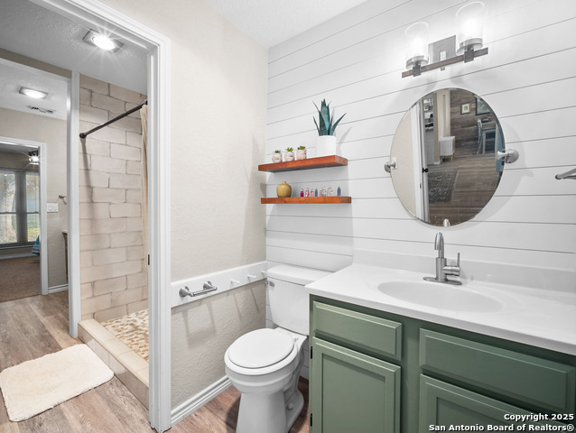 Image 18 of 31 For 3620 Chestnut