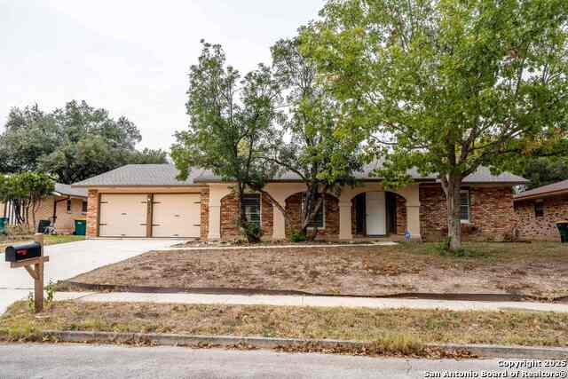 Details for 123 Granada  , Universal City, TX 78148