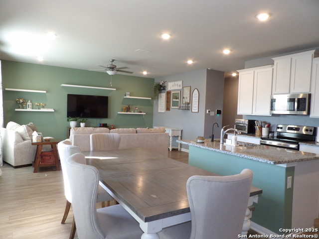 Image 31 of 38 For 10506 Tawakoni Frk